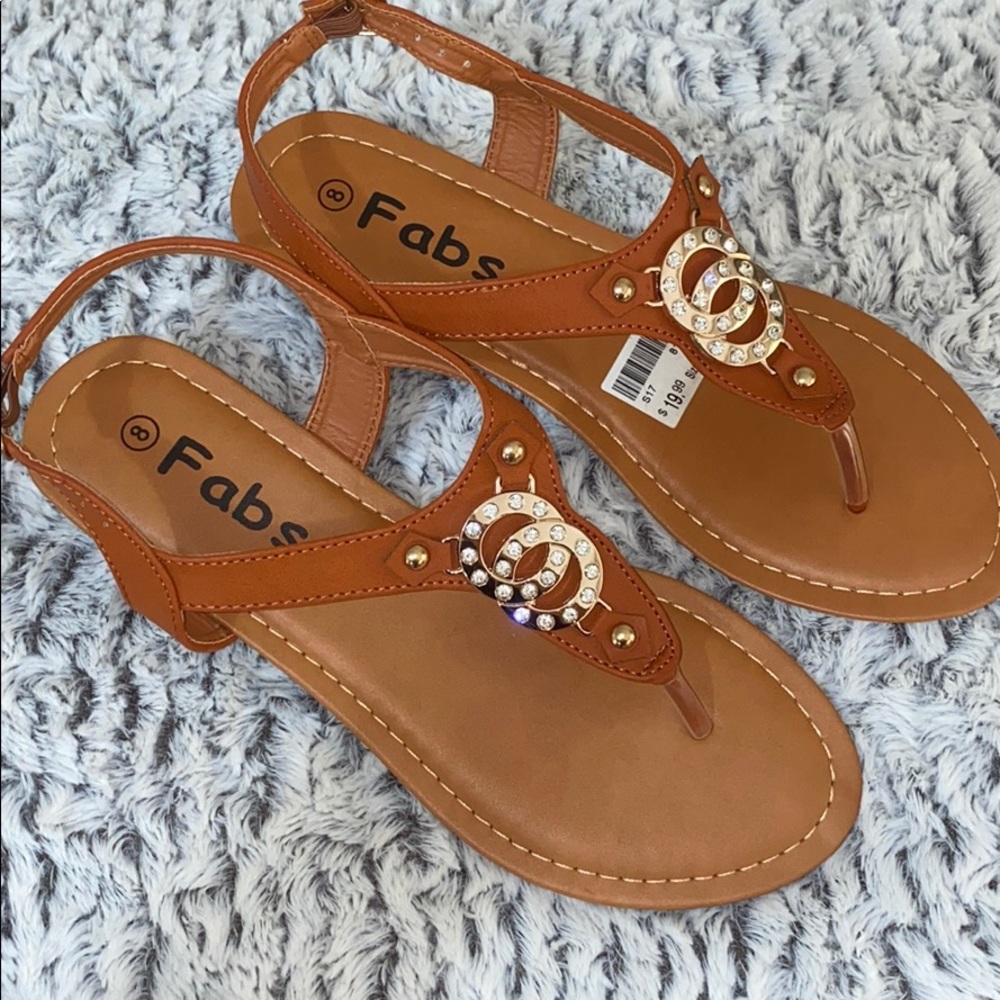 ❌🔥🔥Brown fab sandals 🔥🦋